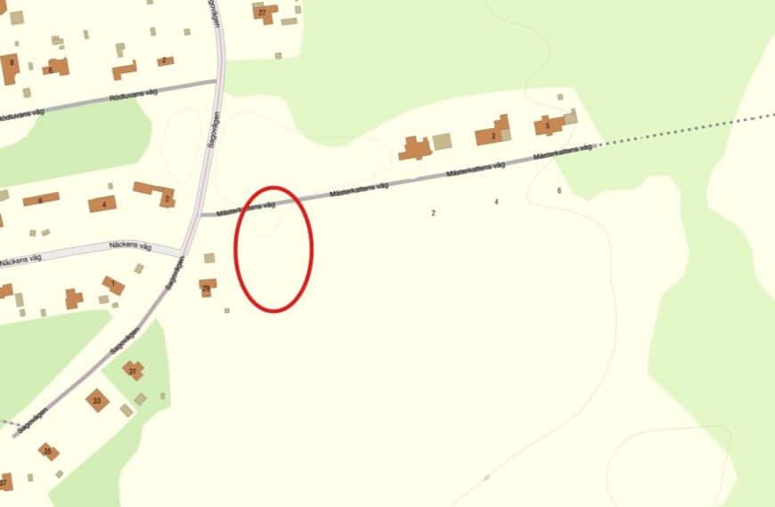 Mästerkattens väg, tomt A